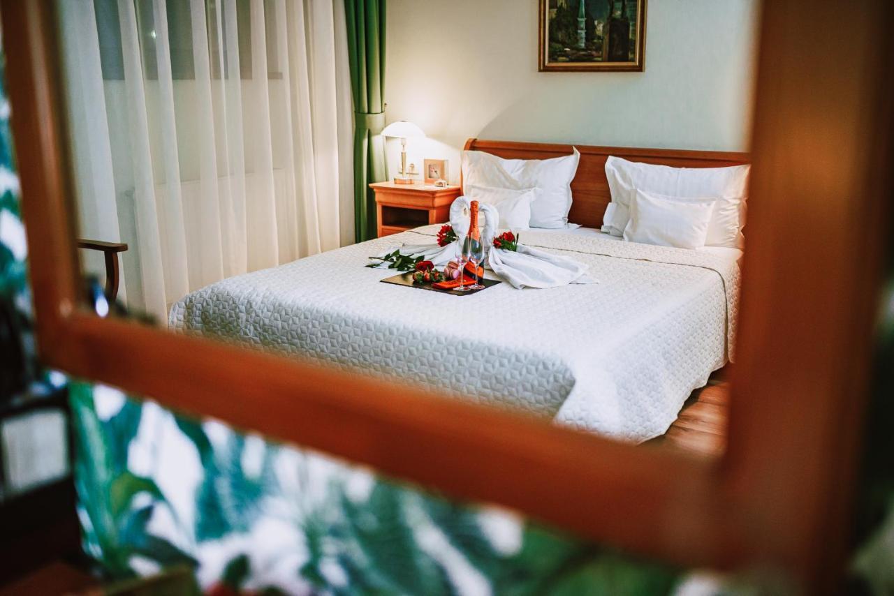 Septimia Hotels & Spa Resort Odorheiu Secuiesc Bagian luar foto