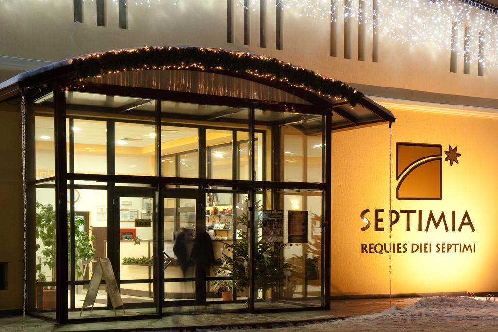 Septimia Hotels & Spa Resort Odorheiu Secuiesc Bagian luar foto